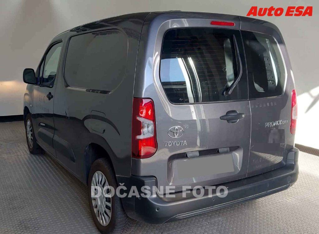 Toyota Proace City, 1.5D-4D,Meister,AC - fotka 4