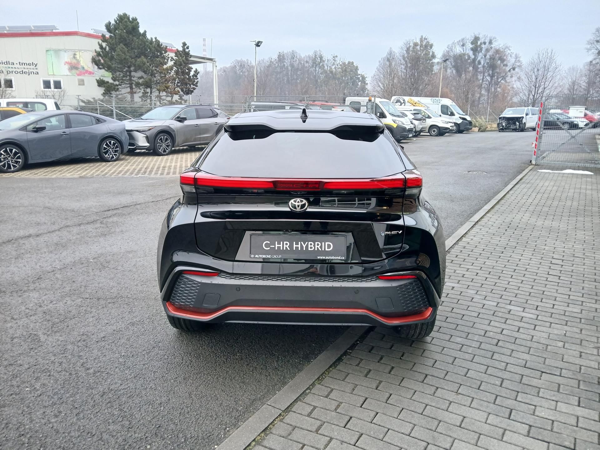 Toyota C-HR, 2,0 PHEV Tokyo Edition - fotka 6