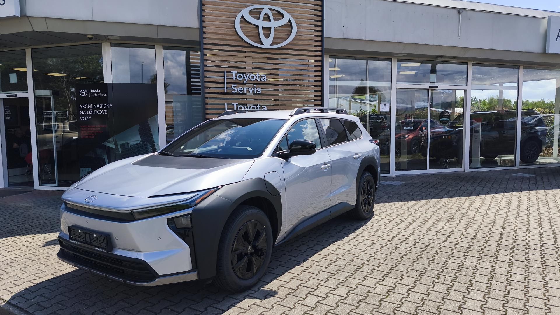 Toyota bZ4X, 4X4 - STYLE