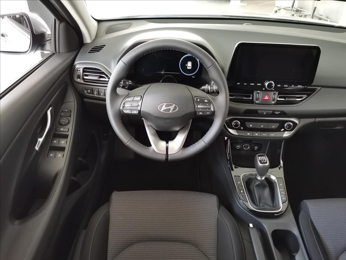 Hyundai i30, 1,0 T-GDI Smart kombi - fotka 3