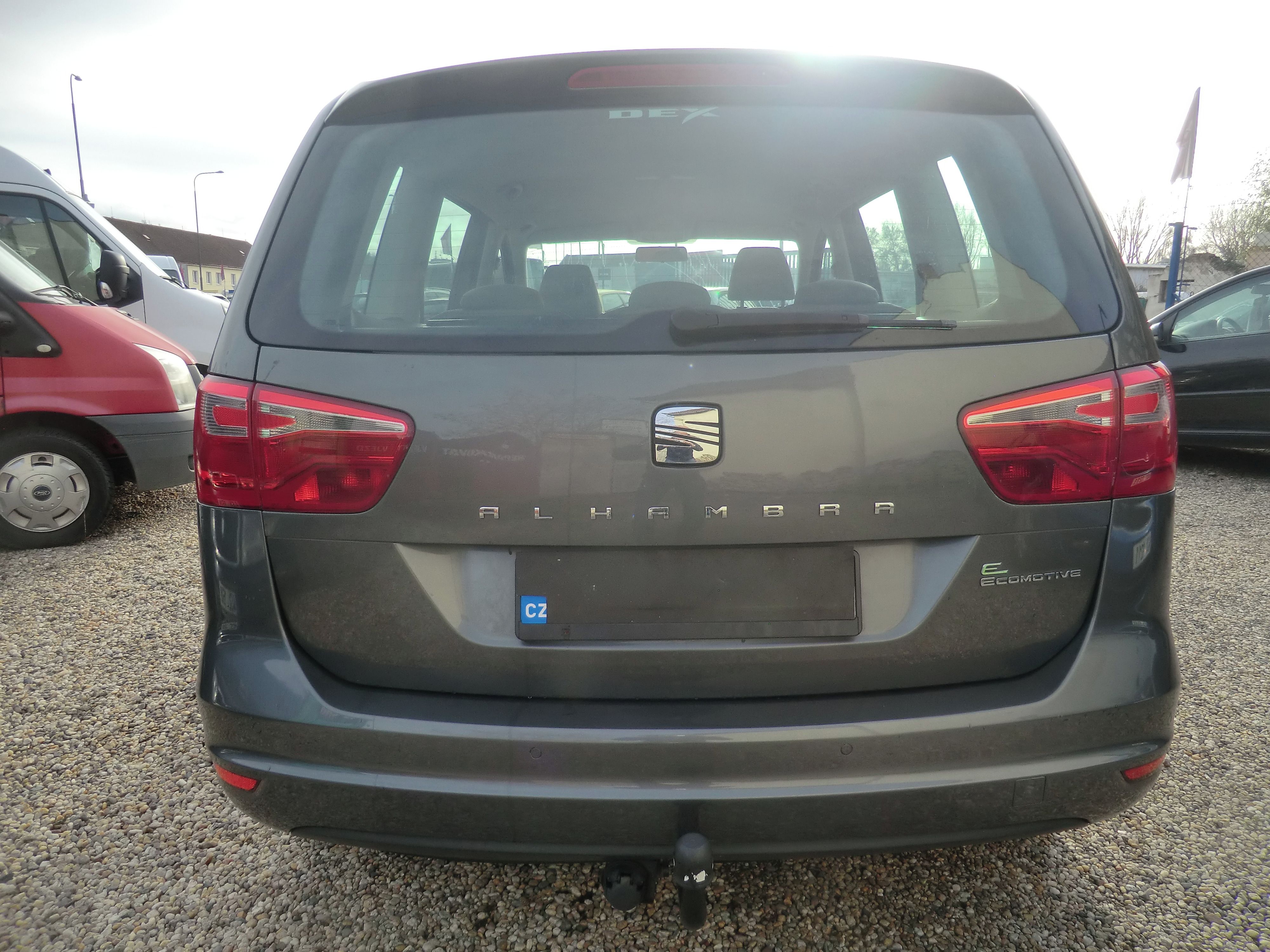 Seat Alhambra, 2.0TDi 100kW KLIMA NOVÁ STK - fotka 6