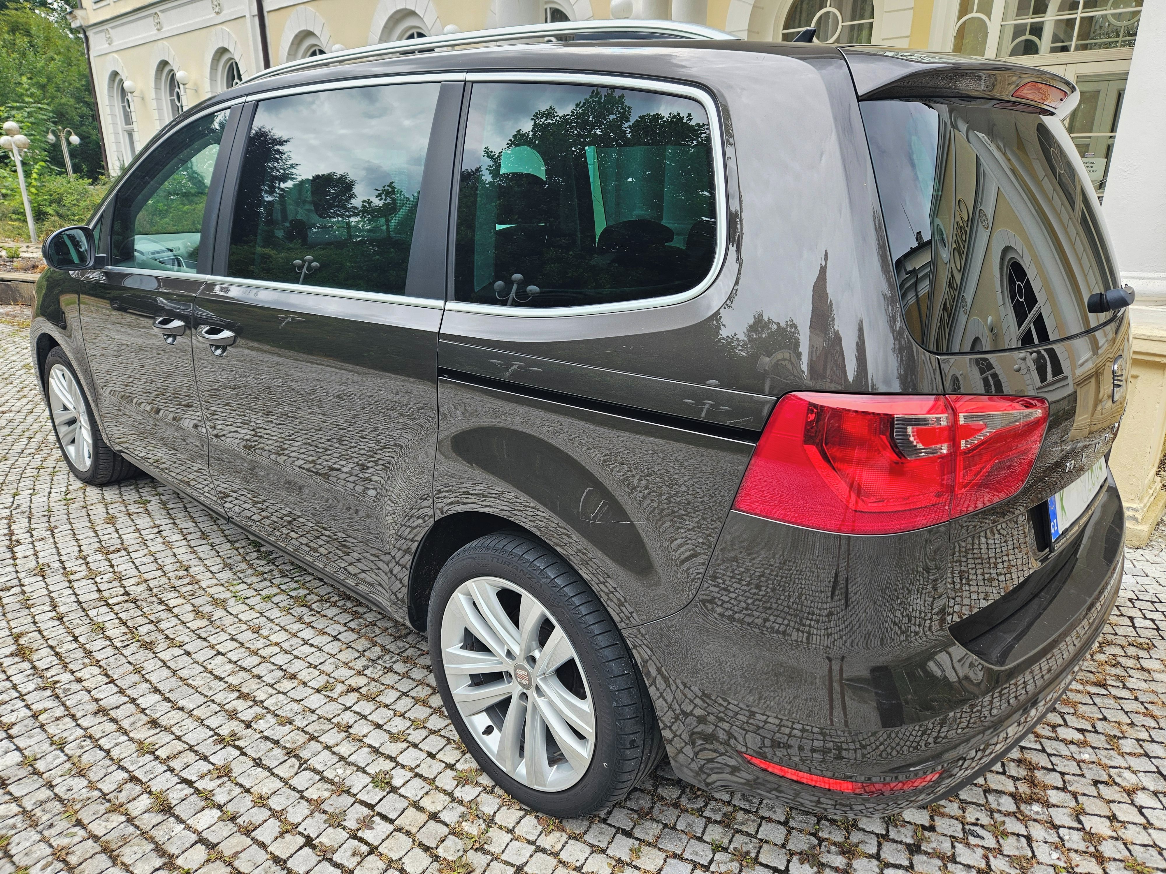 Seat Alhambra, Max výbava Dovoz SRN 7 míst - fotka 3