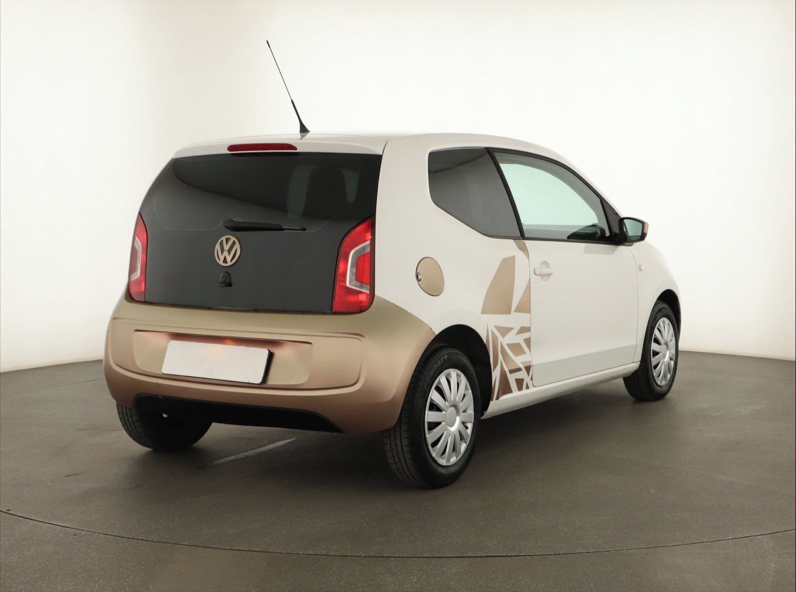 Volkswagen Up!, 1.0 MPI, Klima, El. okna - fotka 5