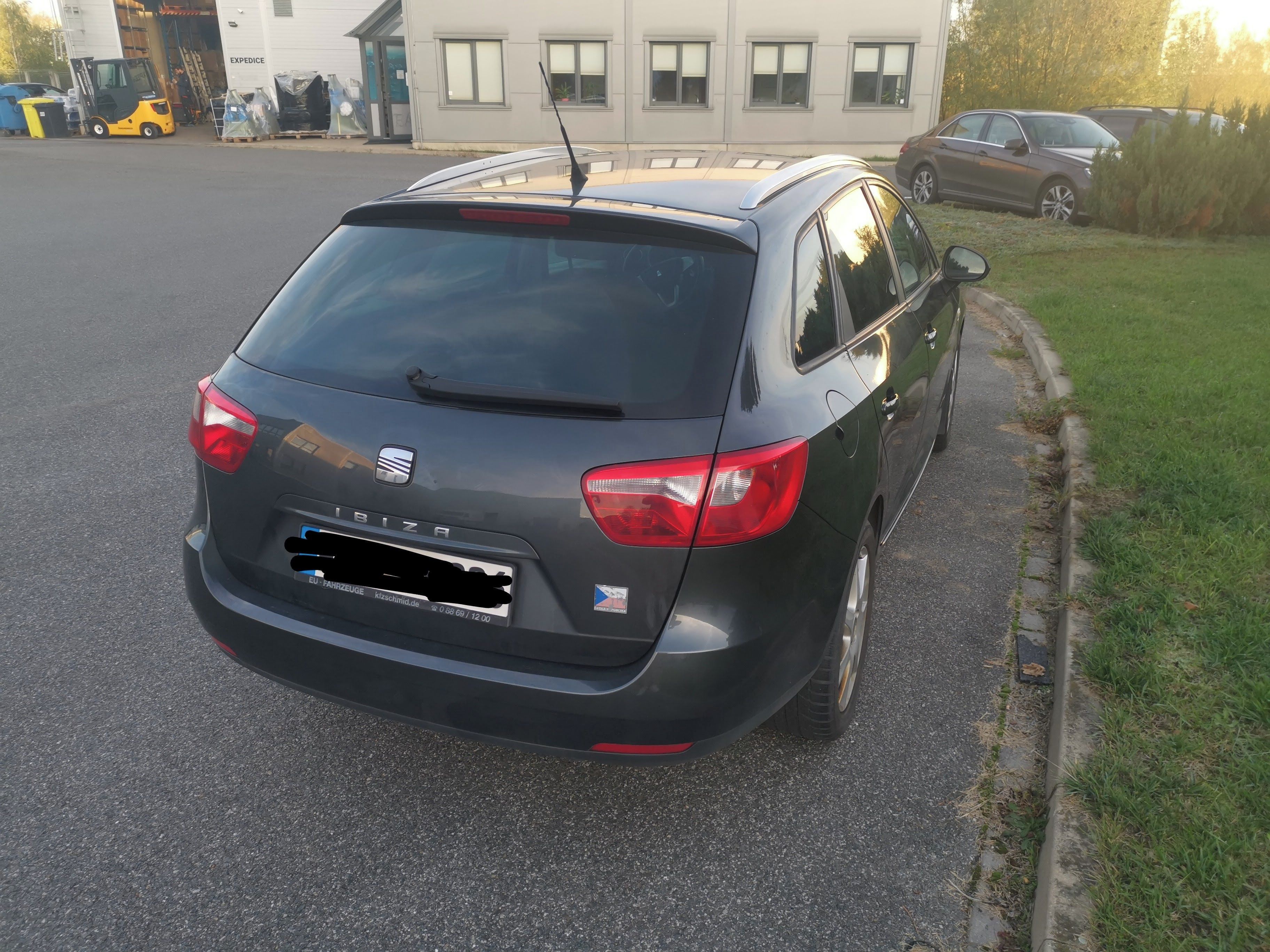 Seat Ibiza, SEAT Ibiza ST, 77kW, STK 01/28 - fotka 4