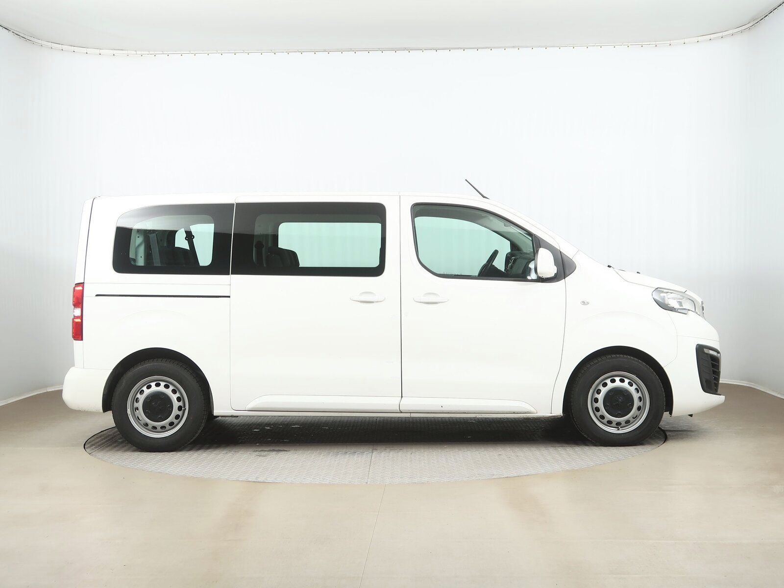 Peugeot Expert, 2.0 BlueHDi, Bus, 9Míst, ČR - fotka 6