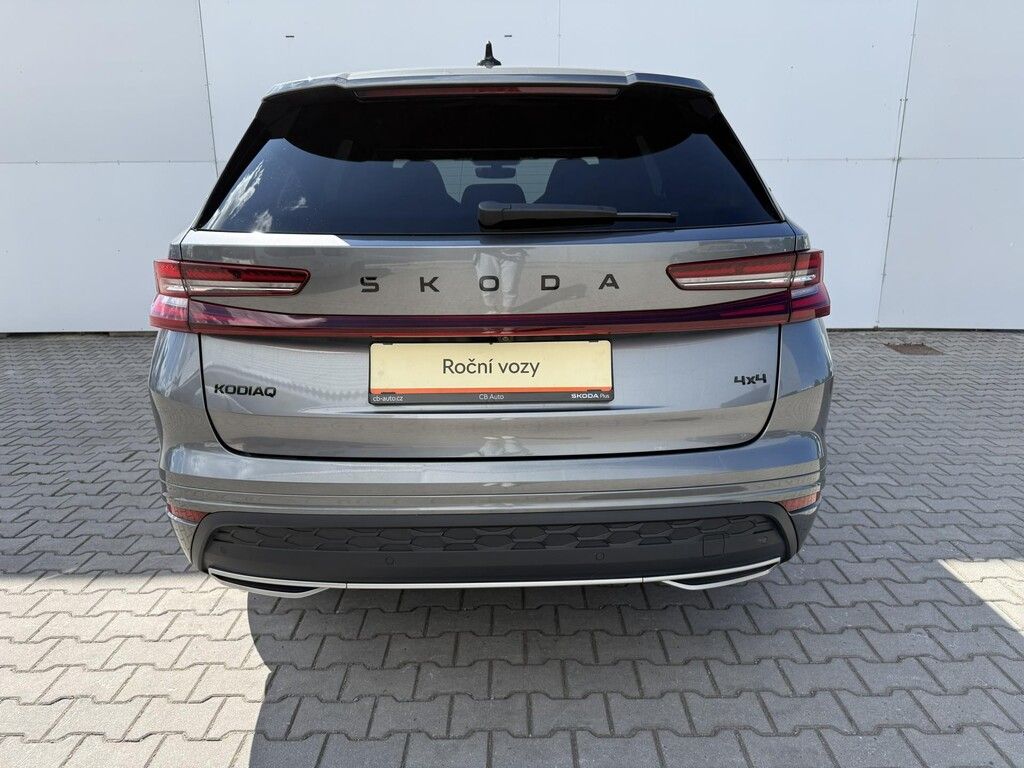 Škoda Kodiaq, DSG 4M 2,0TDi 142kW SportLine - fotka 5
