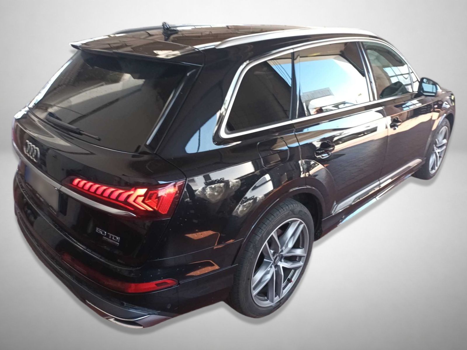 Audi Q7, 50 TDI - fotka 2