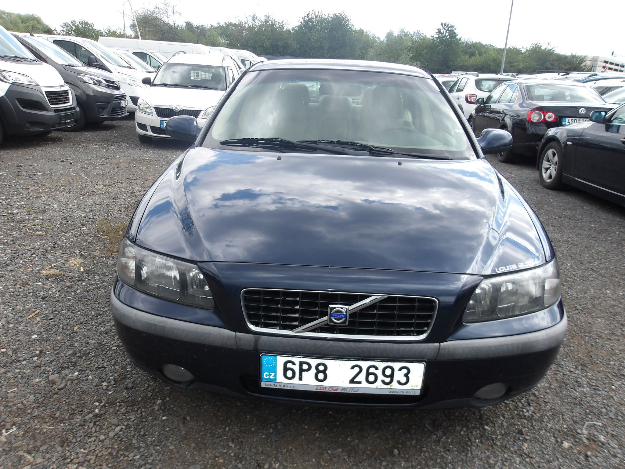 Volvo S60, 2,4D JEZDÍ DOBŘE ! PĚKNÝ ! - fotka 4