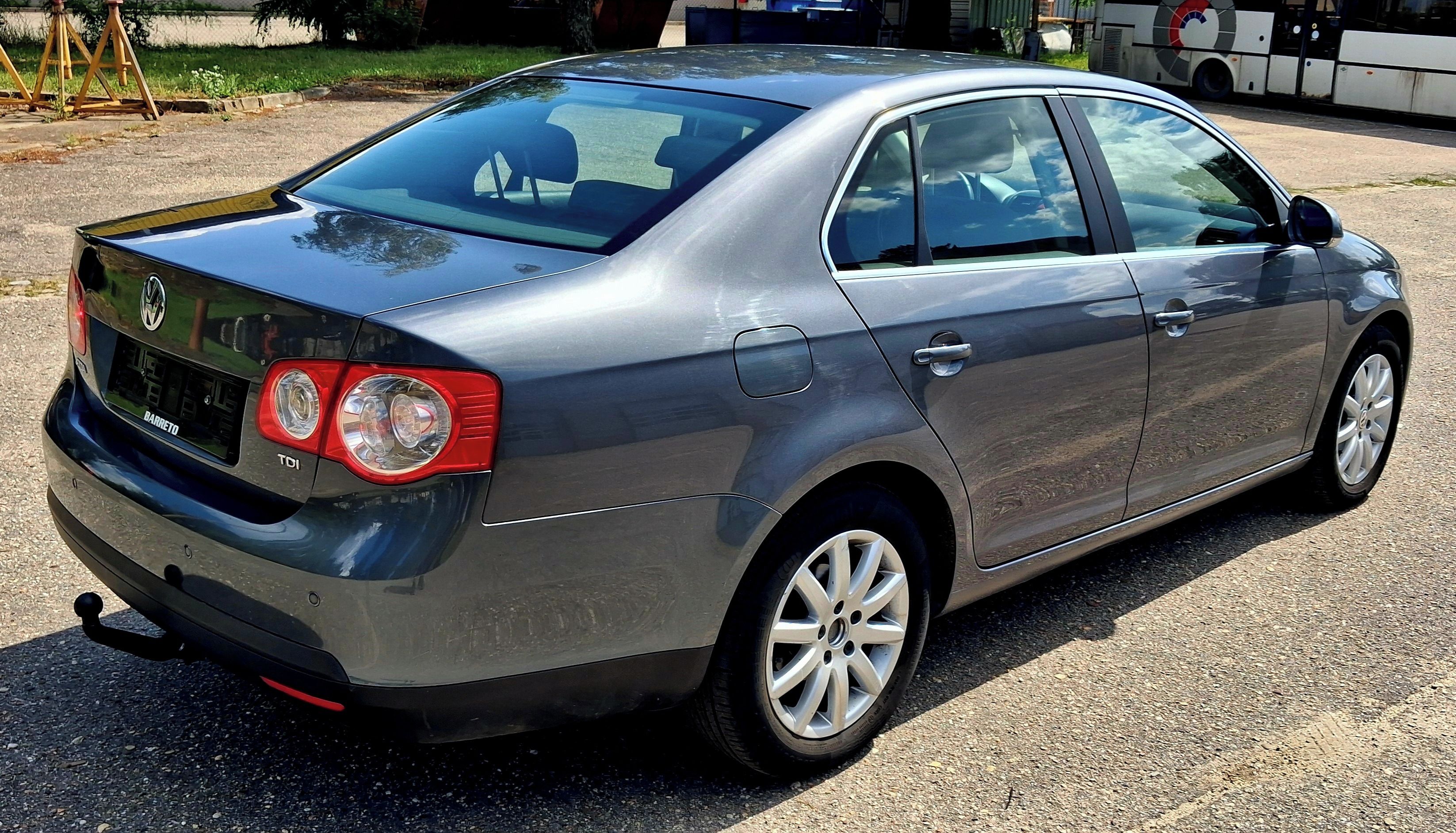 Volkswagen Jetta, 1.9 Tdi Bez DPF 1.MAJITEL. - fotka 6