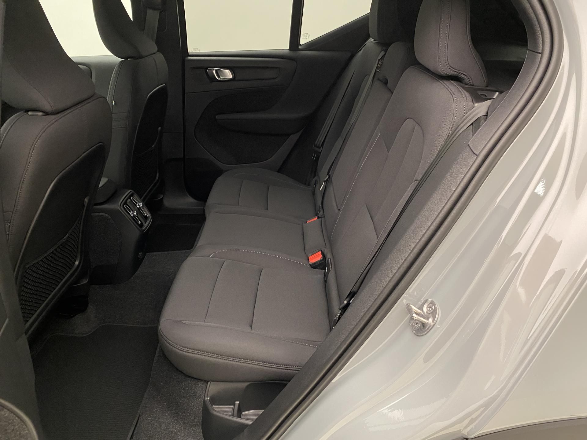 Volvo EX40, SINGLE MOTOR ELETRIC PLUS - fotka 6