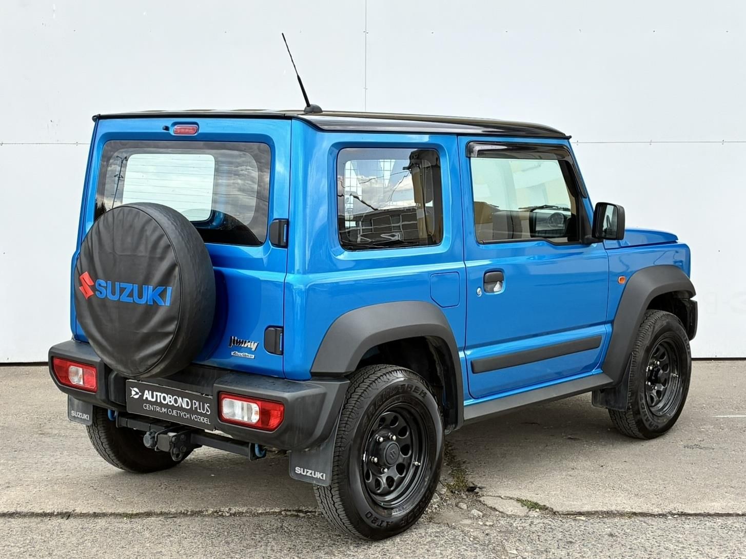 Suzuki Jimny, 1.5 VVT 75kW Allgrip Premium T - fotka 2