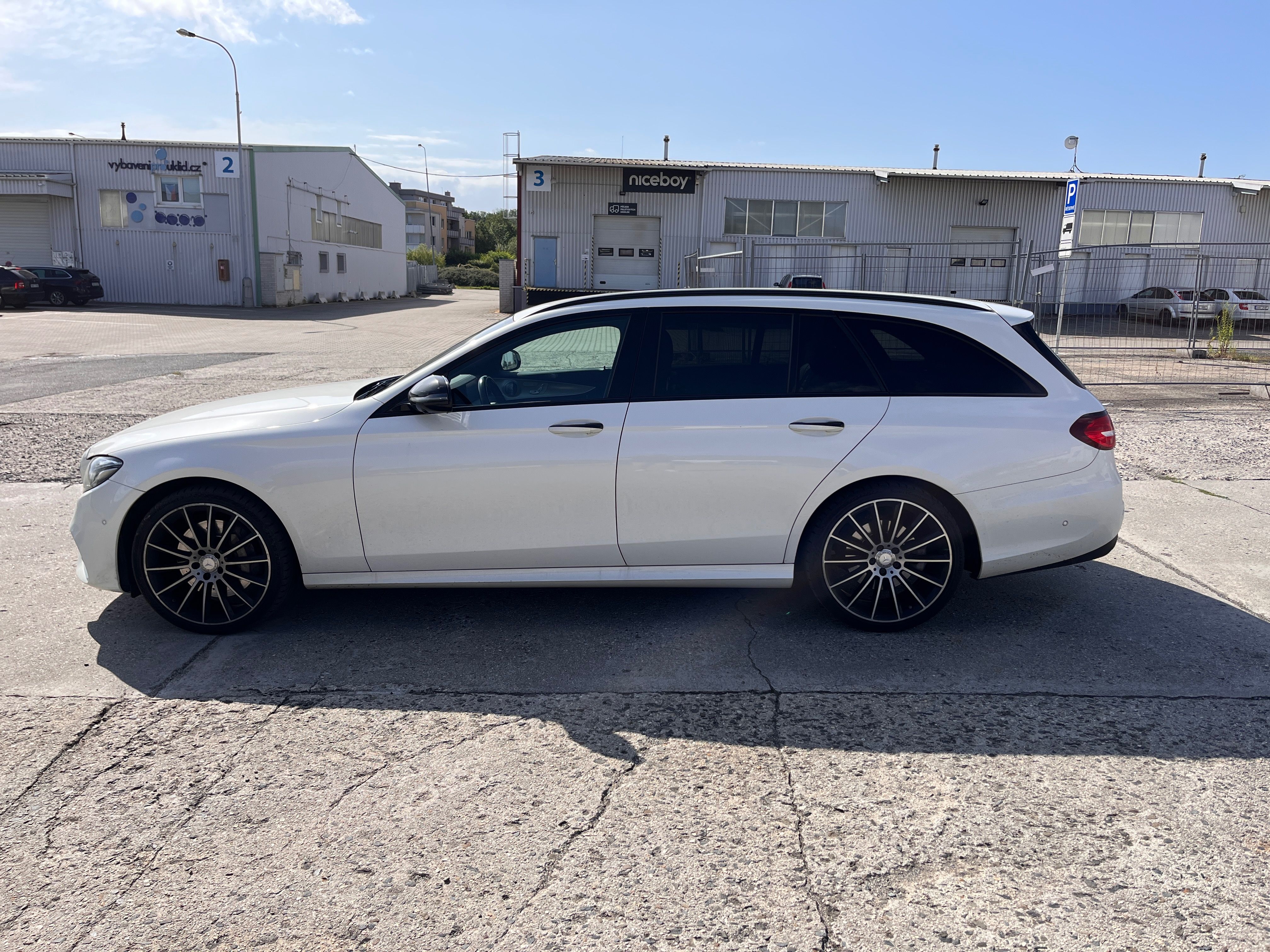 Mercedes-Benz Třídy E, Mercedes Benz E400d 4matic