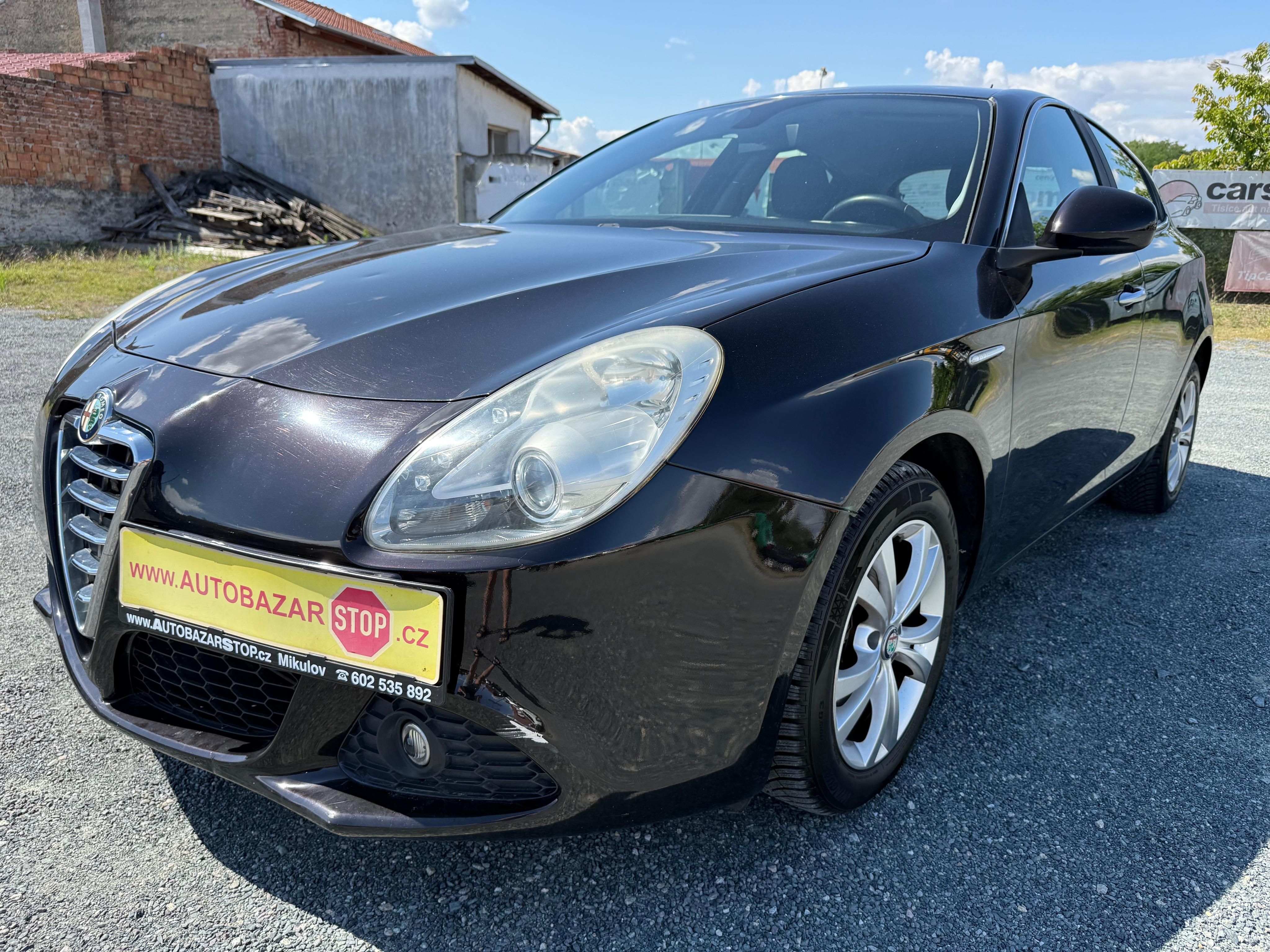 Alfa Romeo Giulietta, 1.6 JTD 77 kW - fotka 3