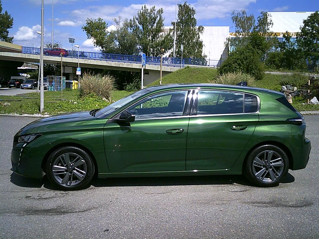 Peugeot 308, 1.2 KOUPENO ČR,1.MAJITEL - fotka 2
