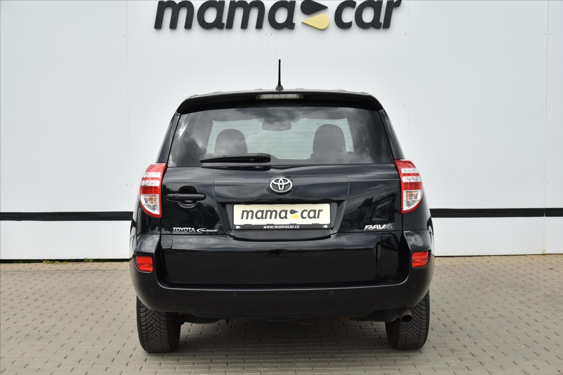 Toyota Rav4, 2.2D-4D 4x4 PRAVIDELNÝ SERVIS - fotka 6