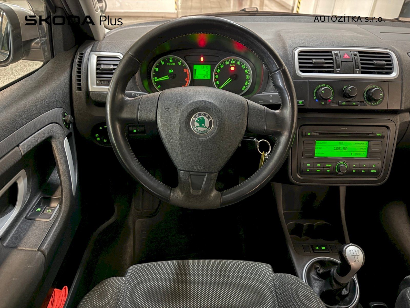 Škoda Fabia, Fabia Com Sport 1,4 63kW - fotka 5