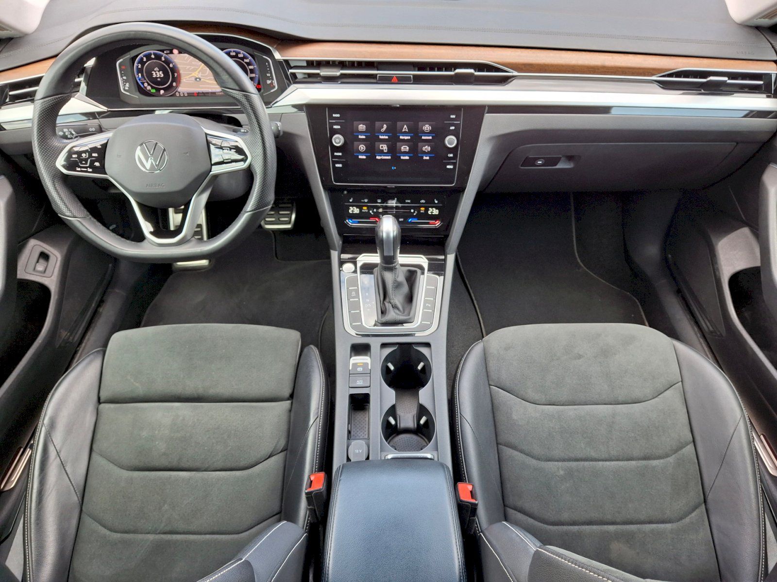 Volkswagen Arteon, Elegance DSG 2,0TSi 140kW - fotka 5