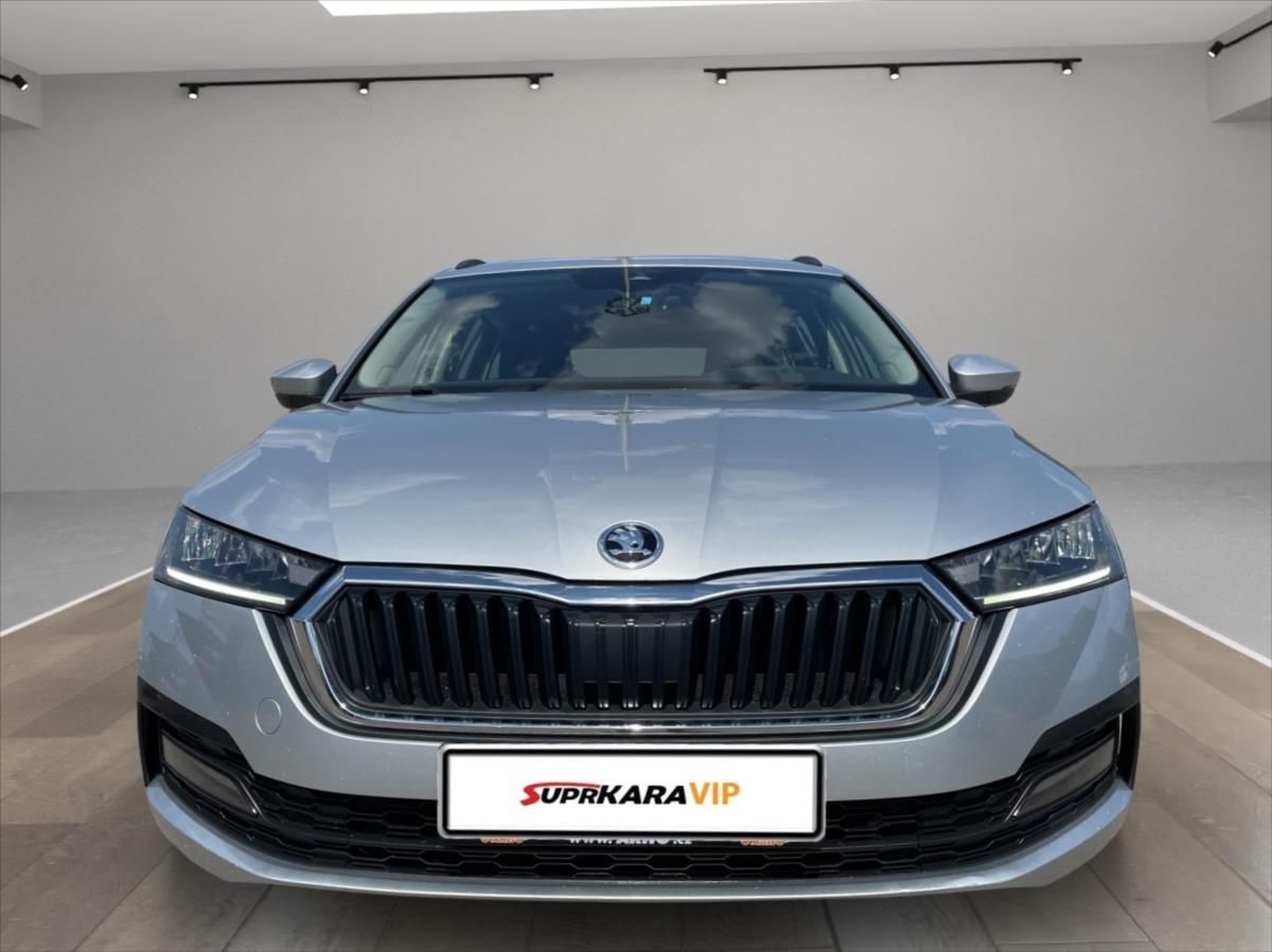 Škoda Octavia, 2,0 TDi DSG ACC*Virtuál*Navi - fotka 2