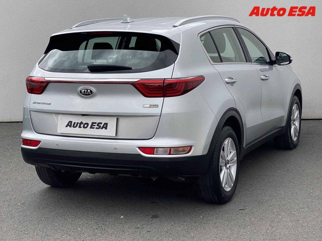 Kia Sportage, 1.7 CRDi 4x2,Active - fotka 4