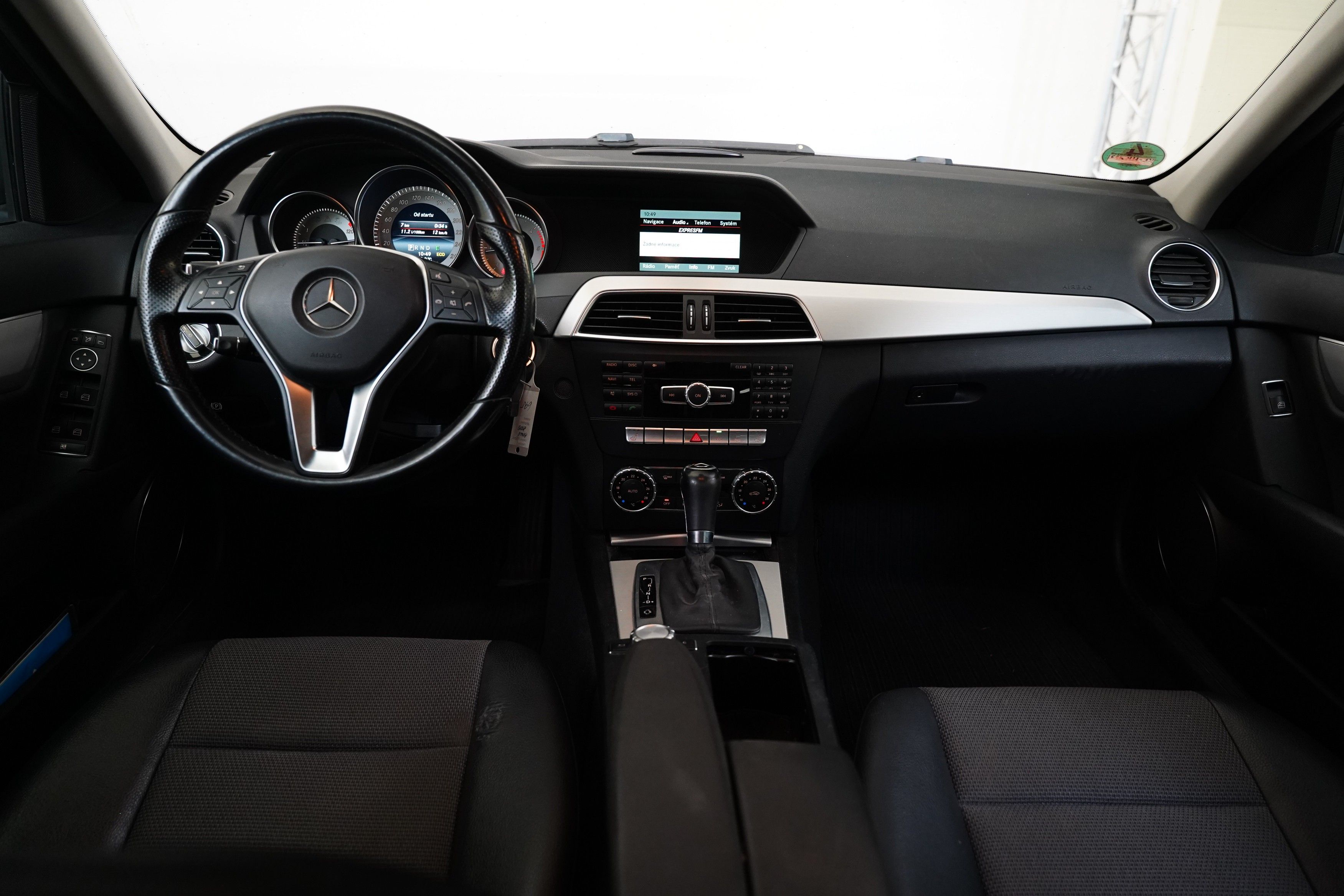 Mercedes-Benz Třídy C, 220 TCDI 125 kW Avantgarde - fotka 5