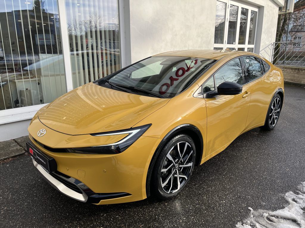 Toyota Prius, 2.0L PHEV Prestige - fotka 4