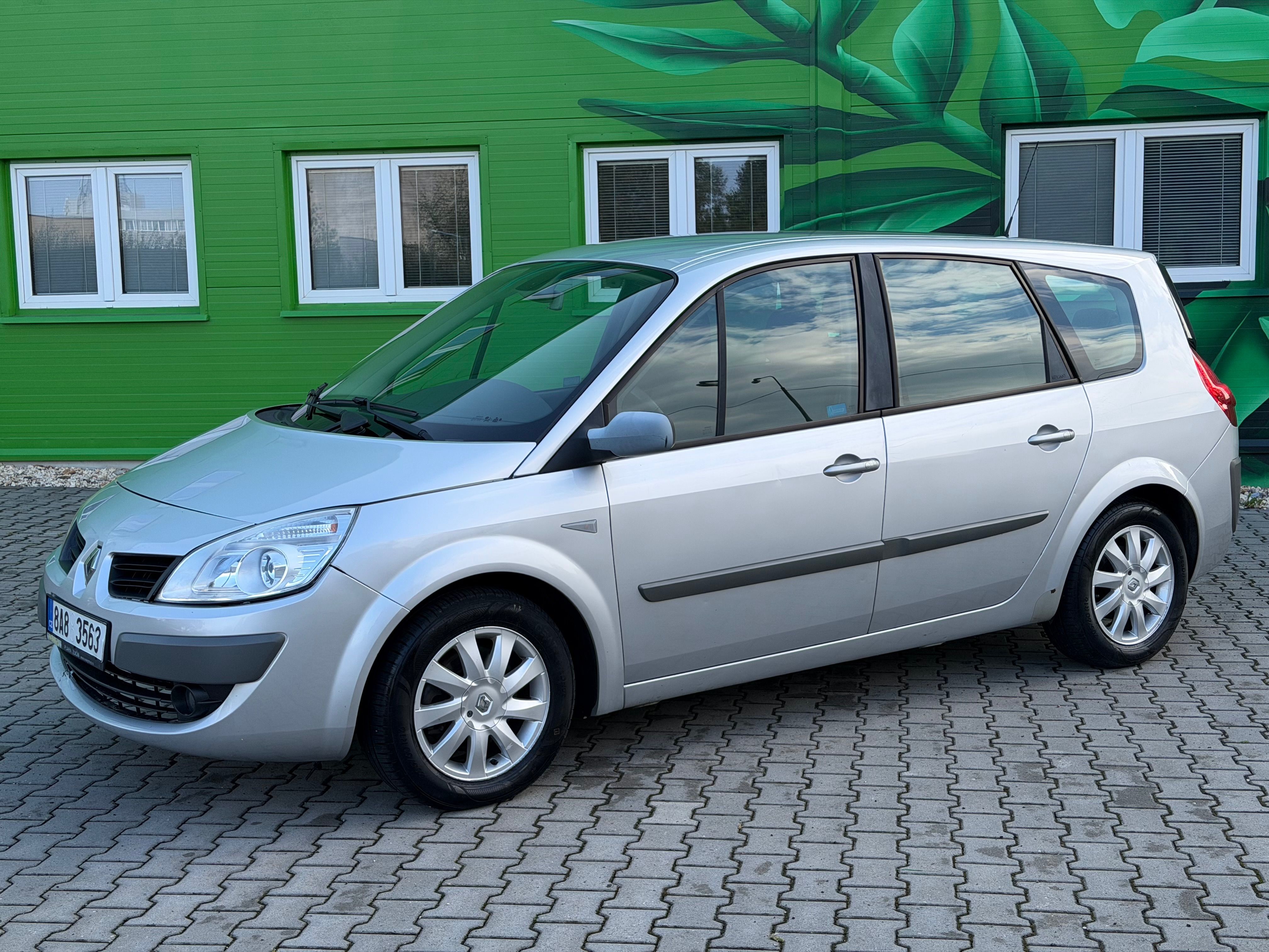 Renault Grand Scénic, 7 mist - fotka 2