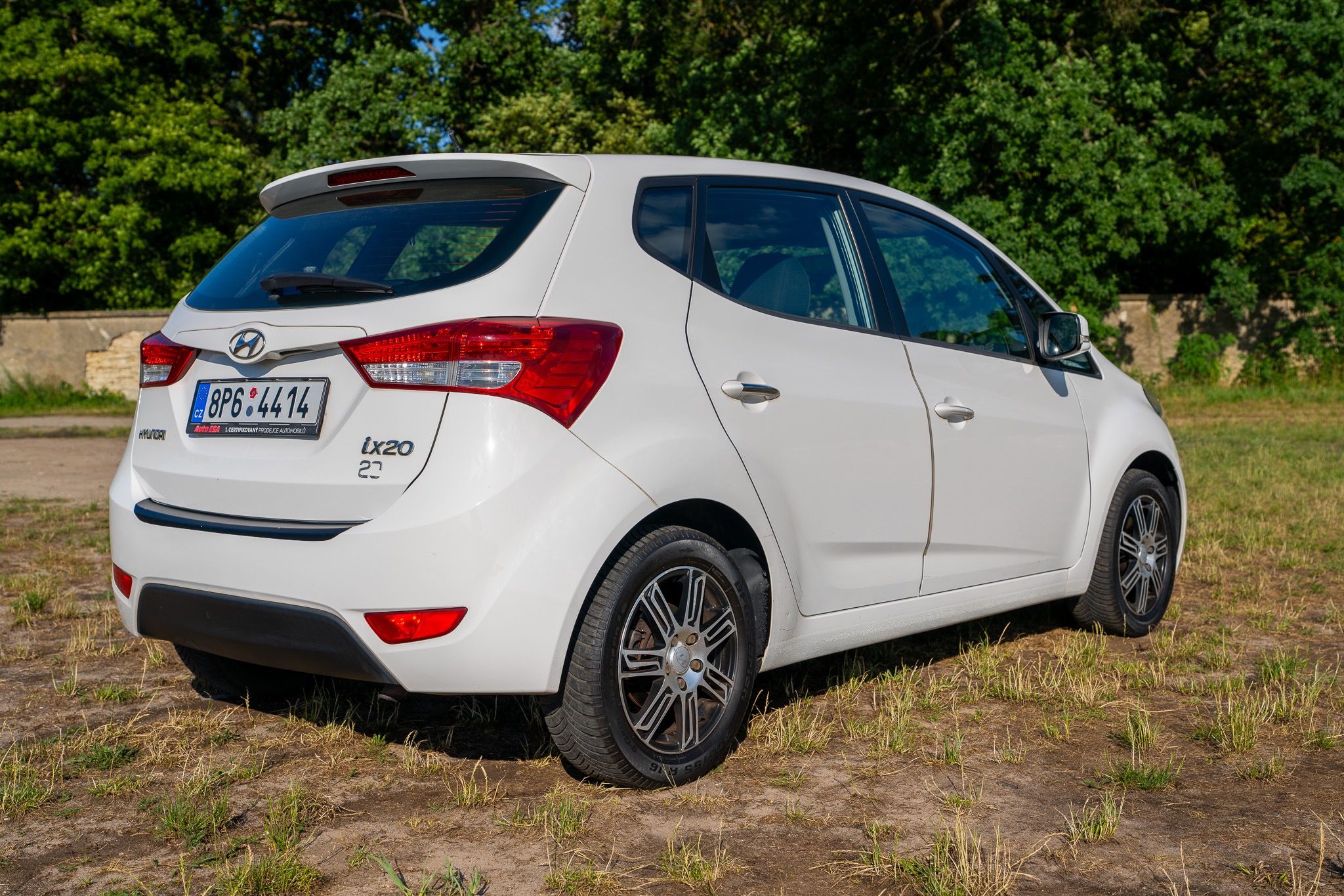 Hyundai ix20, 1,4 Bnezín 66kW - fotka 3