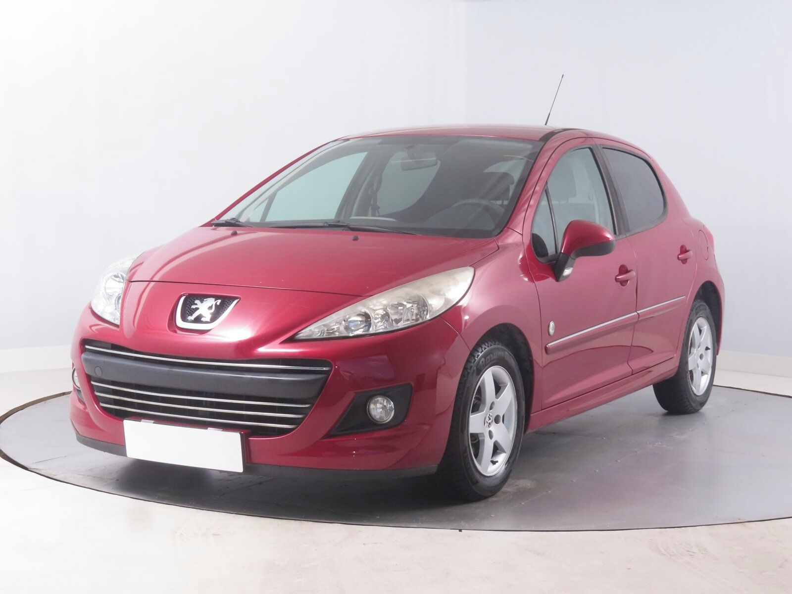Peugeot 207, 1.4, Serv.kniha, po STK - fotka 2