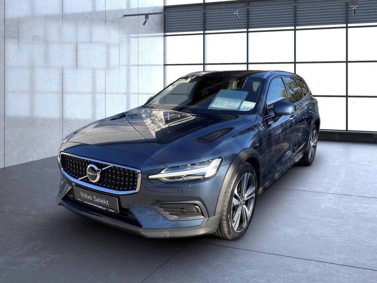 Volvo V60, Cross Country 2.0 CC Plus AWD - fotka 2
