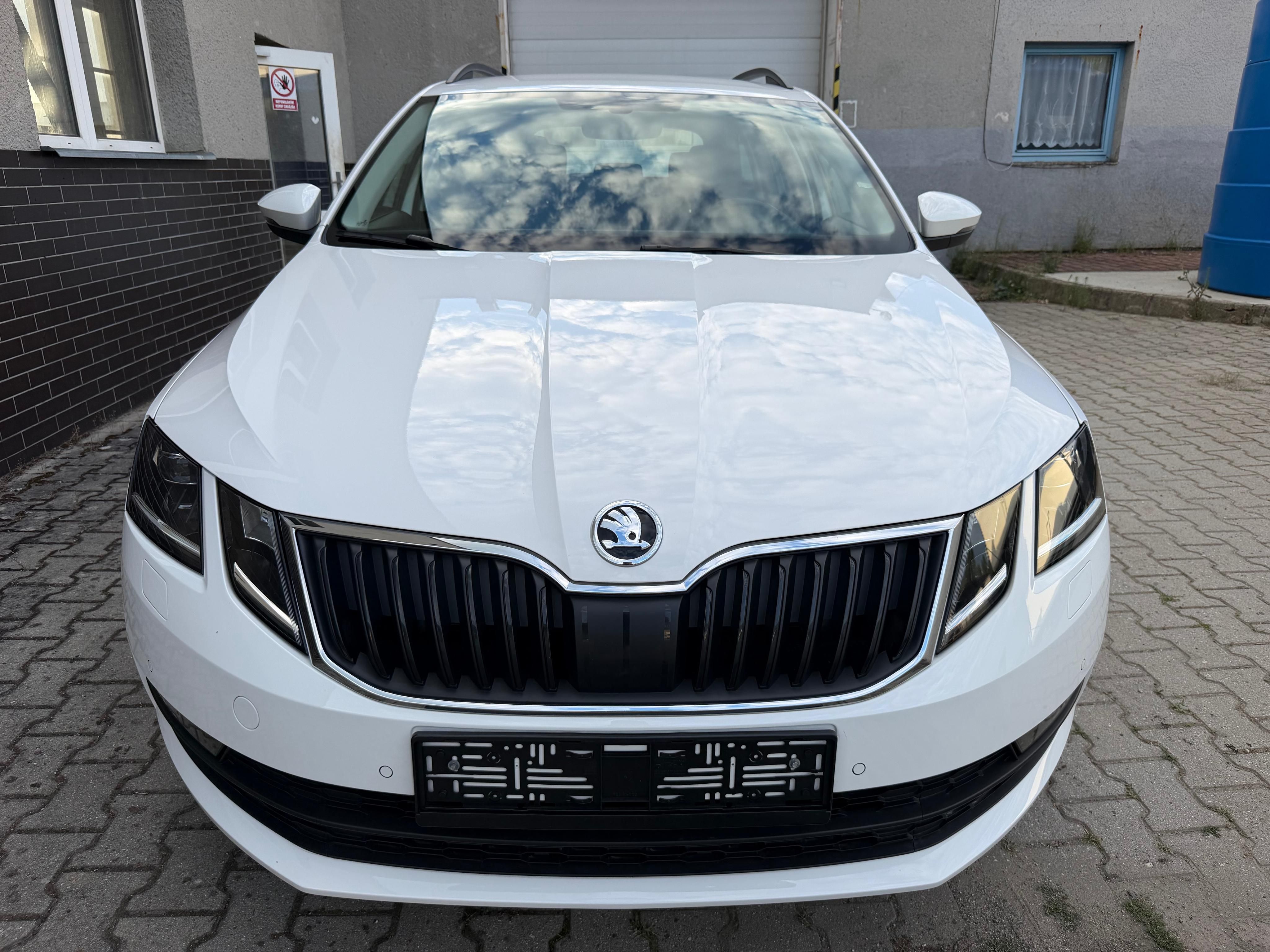 Škoda Octavia, 2.0 TDI 4x4 DSG 110kW - fotka 2