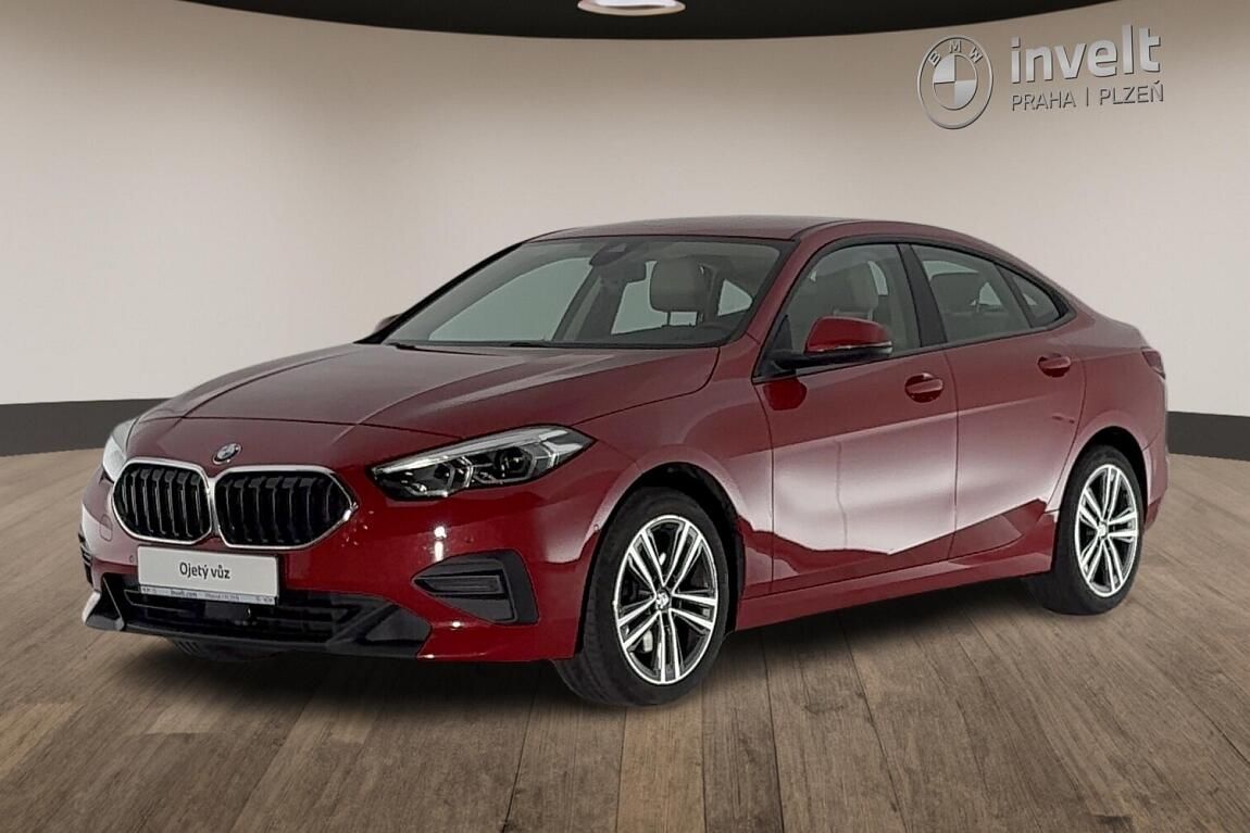 BMW Řada 2, 218i