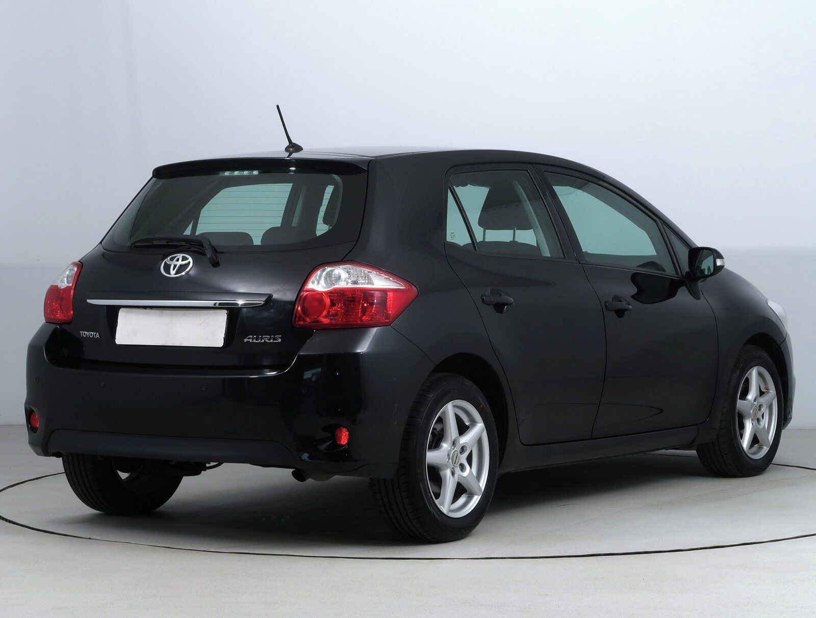 Toyota Auris, 1.6 Valvematic, Automat - fotka 5