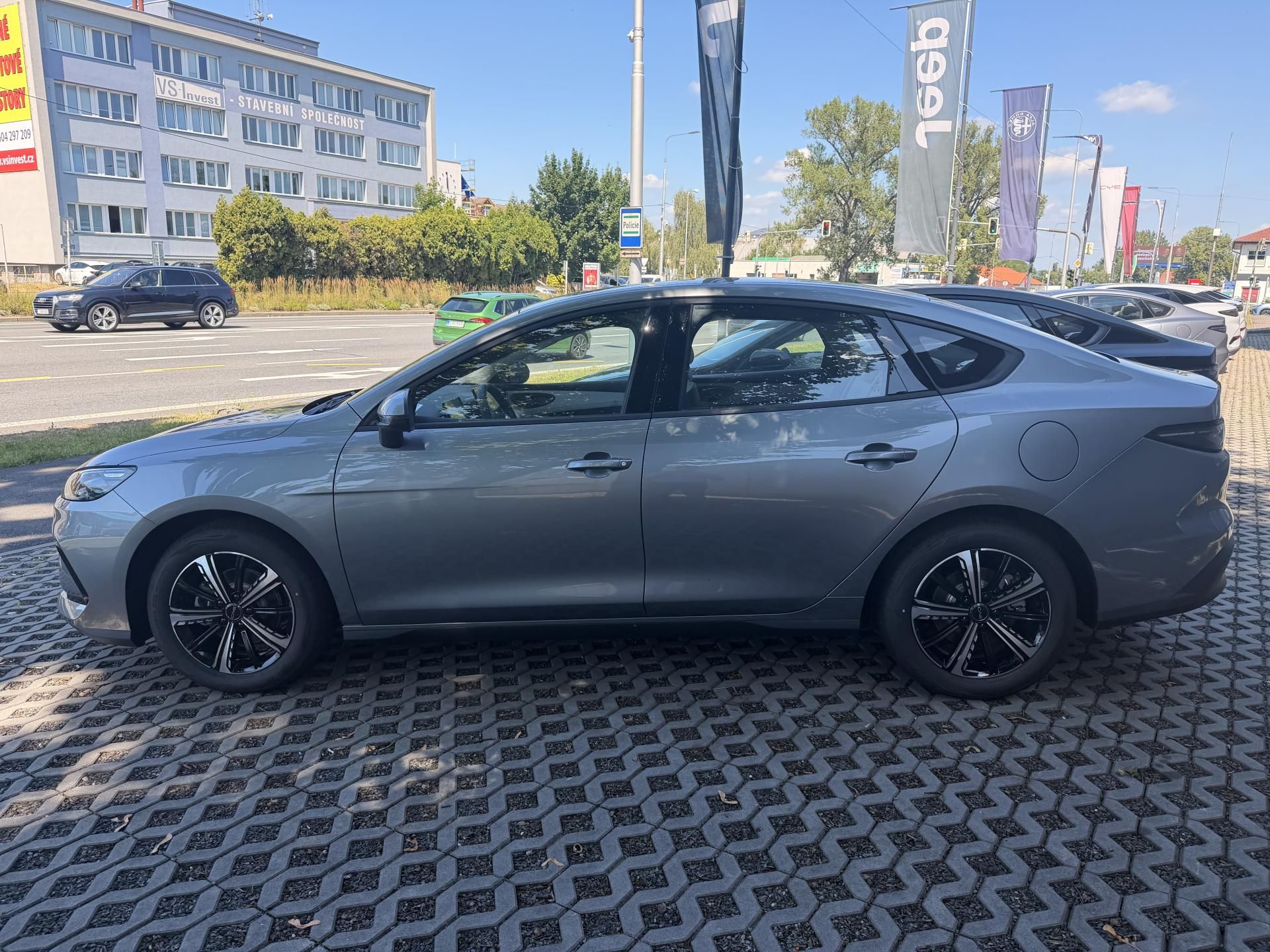 BYD Seal 5 DM-i, BYD SEAL 5 COMFORT - fotka 2
