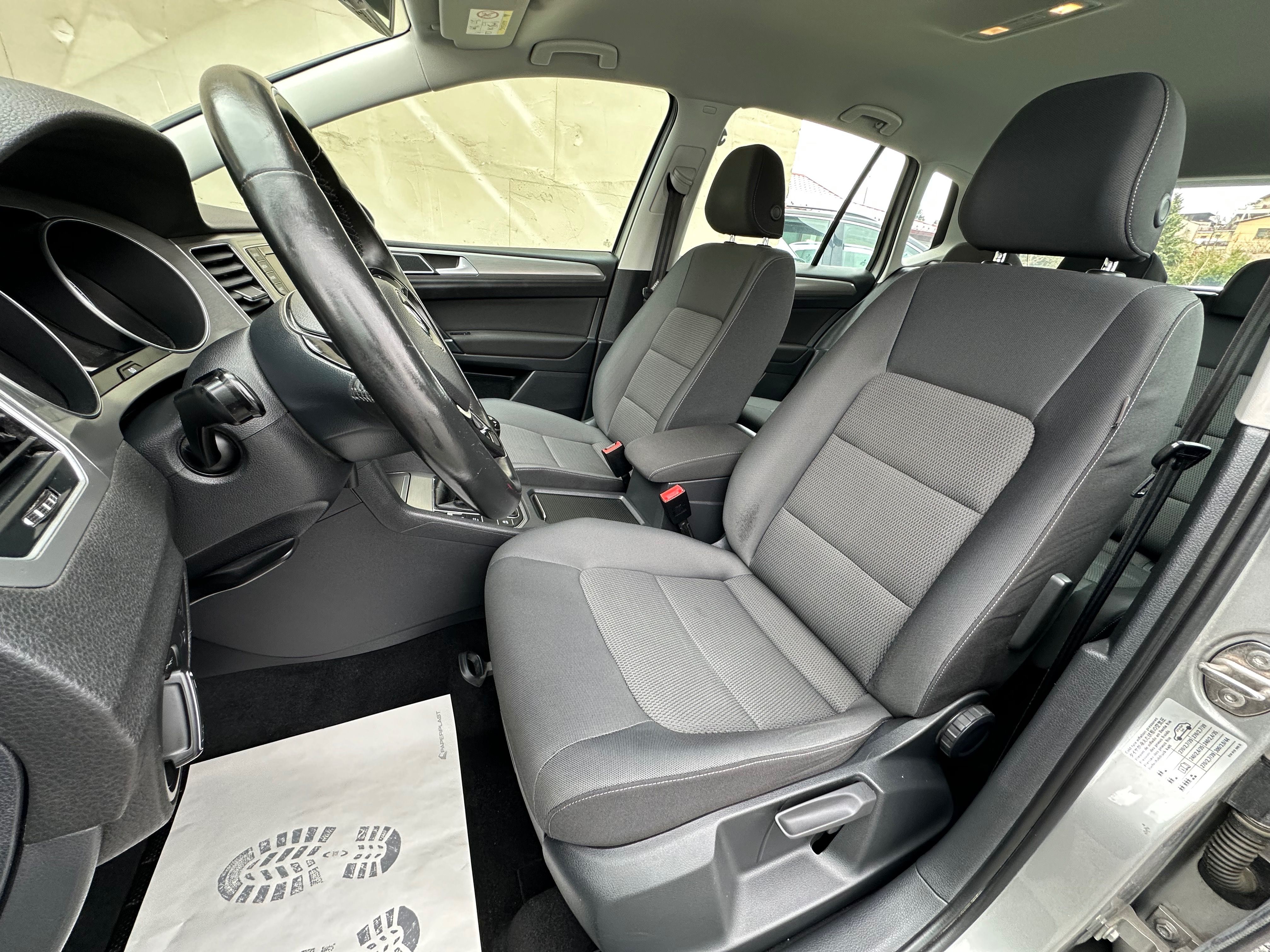 Volkswagen Golf Sportsvan, Super stav - fotka 4