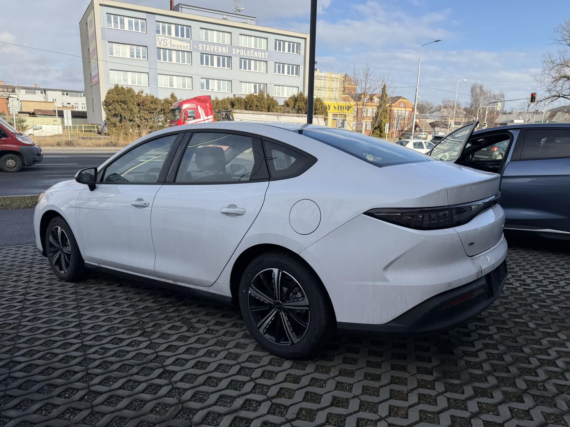 BYD Seal 5 DM-i, Comfort Super Hybrid - fotka 2