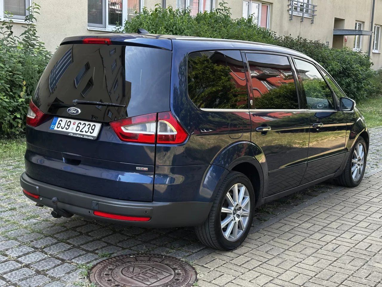 Ford Galaxy, 2.0 TDCI 103 kW GHIA 7 míst - fotka 5