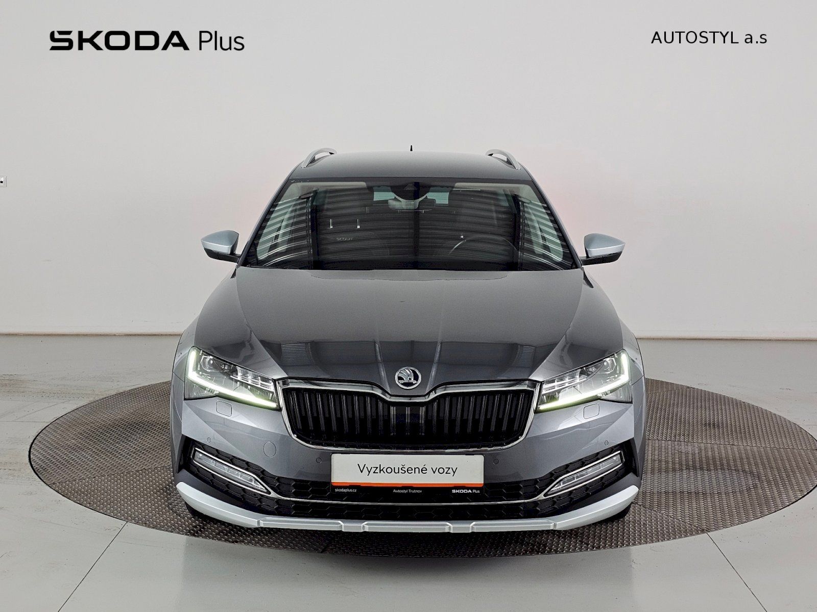 Škoda Superb, 2.0TDi 147kW 4X4 SCOUT BUSINES - fotka 4