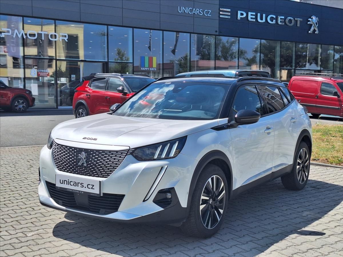 Peugeot 2008, 0,0 e  GT ČR 1maj nehavarováno