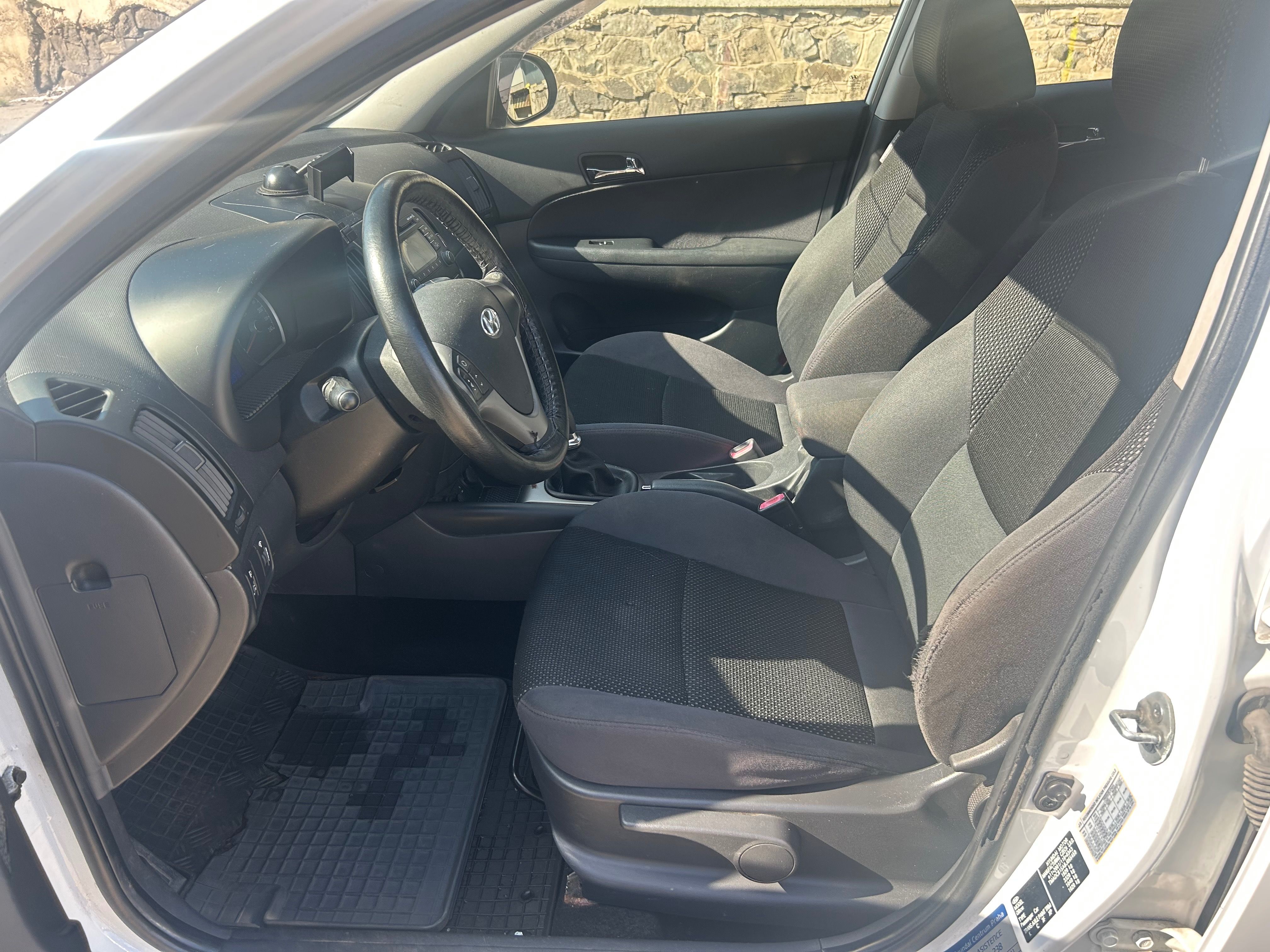 Hyundai i30, CW 1.6CRDi - fotka 5