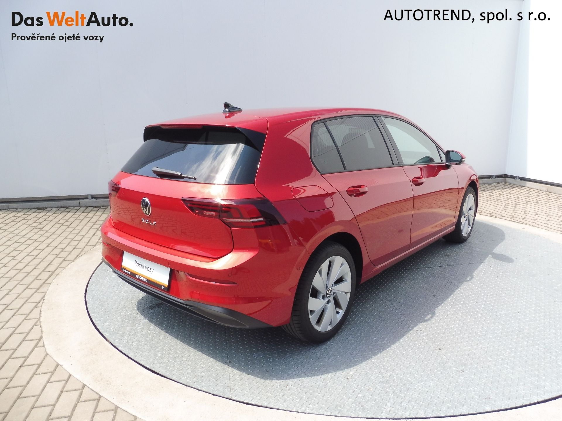 Volkswagen Golf, People 1,5 TSI 85kW - fotka 2