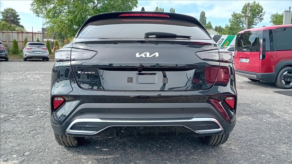 Kia XCee´d, 1,6 T-GDi 7DCT STEEL EDITION 1 - fotka 5