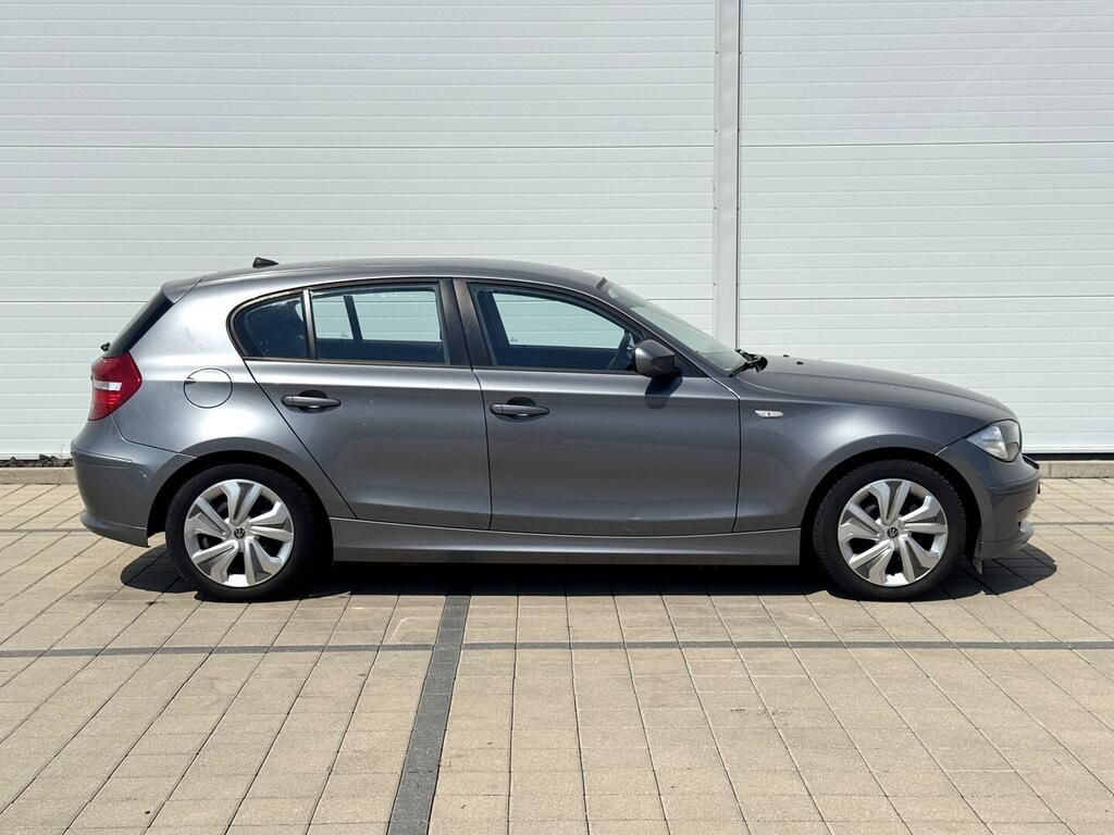 BMW Řada 1, 2.0 i 90 kW - fotka 4