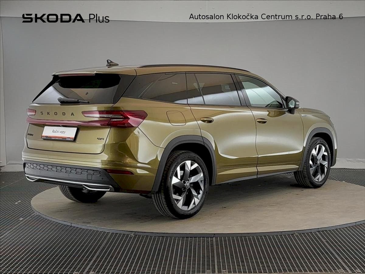Škoda Kodiaq, TDI142 kW Sportline 4x4 7DSG - fotka 2