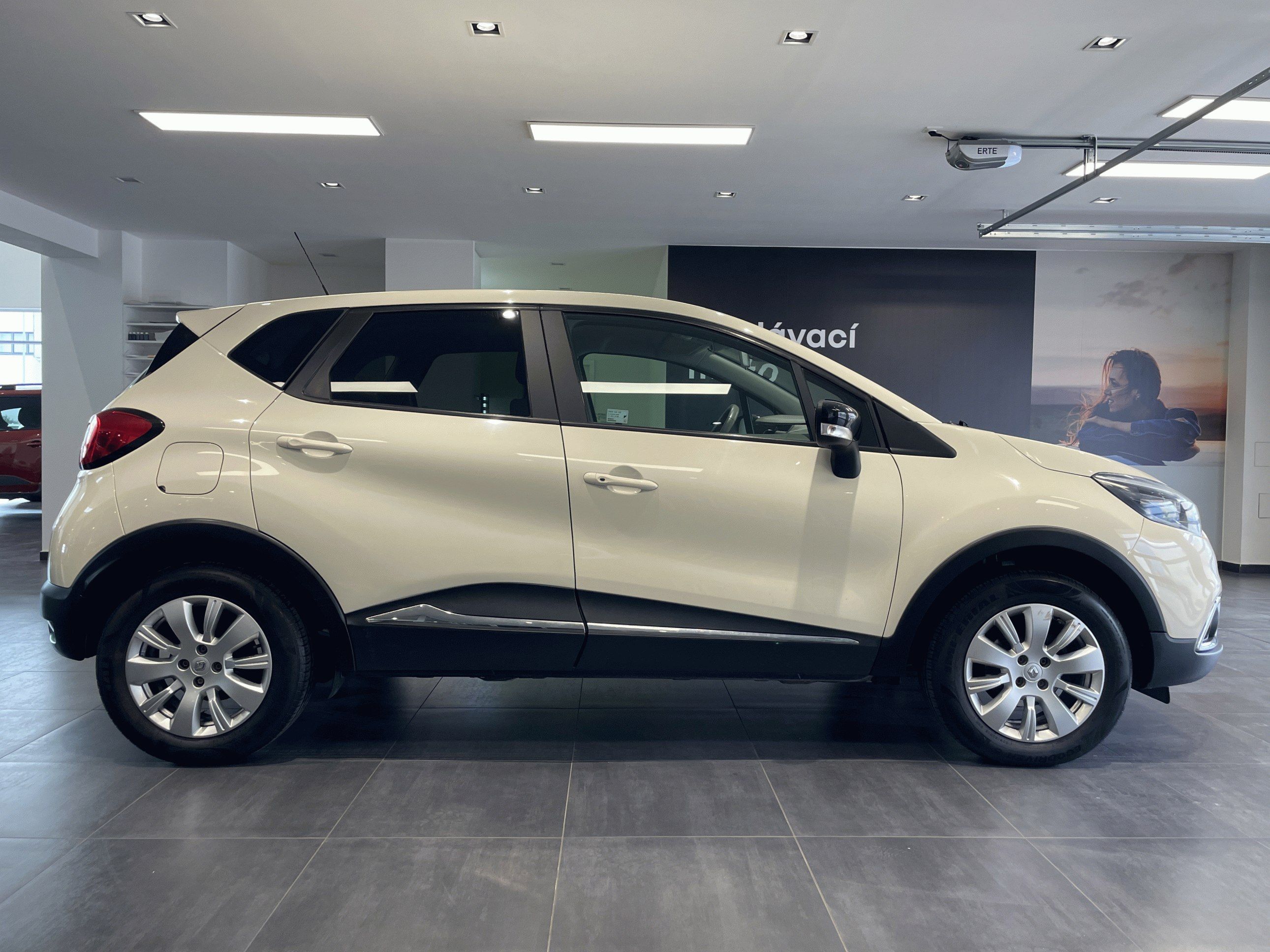 Renault Captur, ZEN ,09TCe 90k - fotka 5