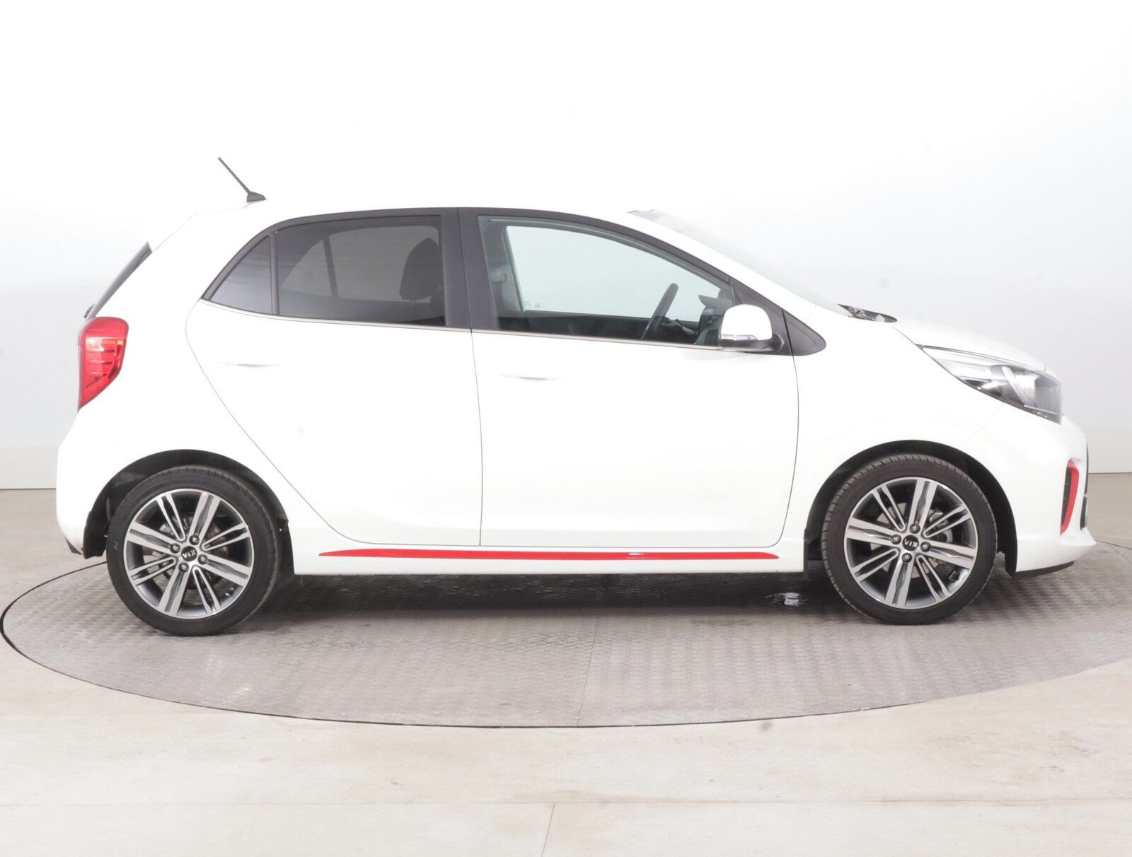 Kia Picanto, 1.2 MPI, GT Line, ČR,1.maj - fotka 6