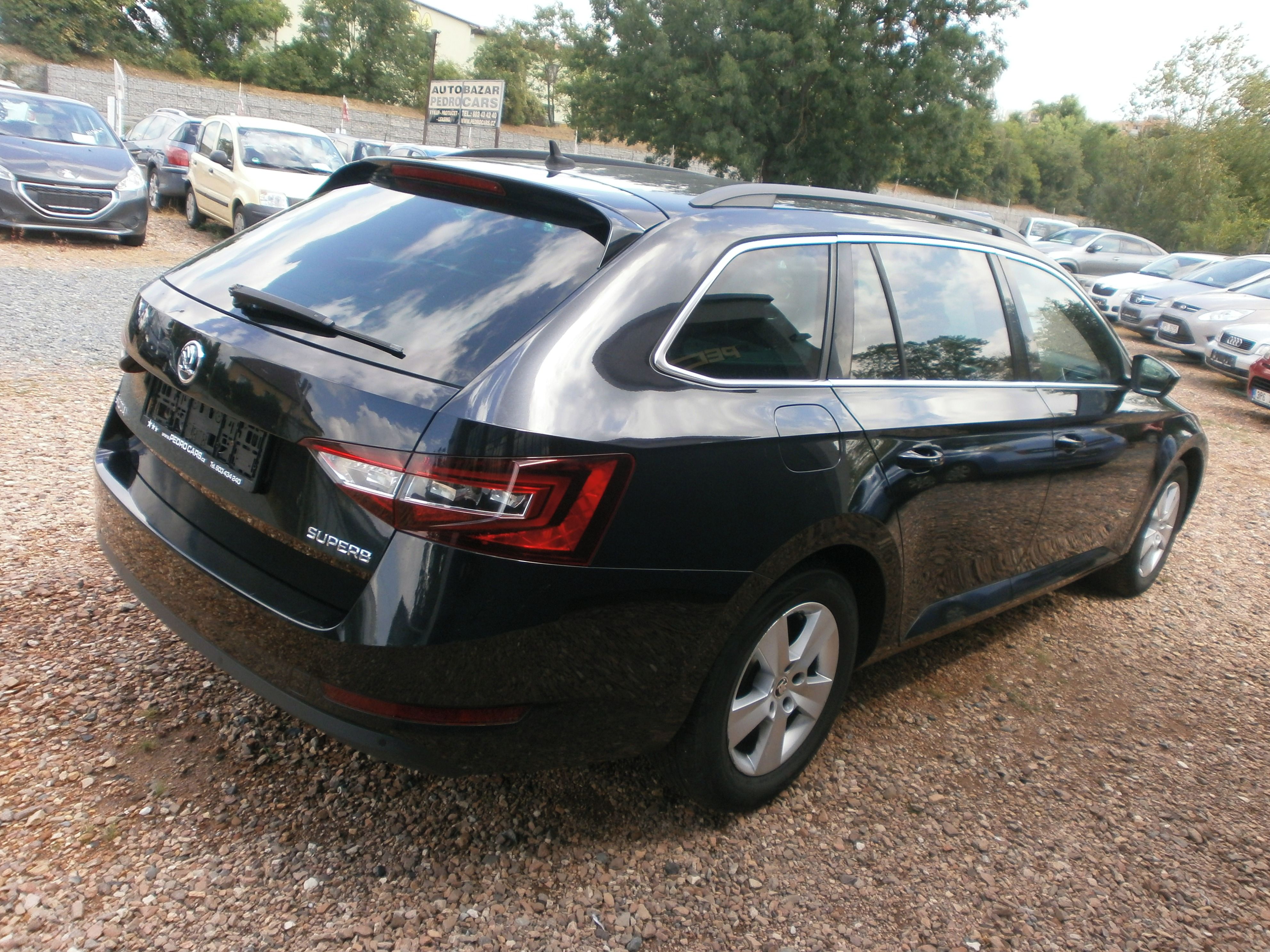 Škoda Superb, 2.0TDI-110KW,SERVISNÍ KNIHA! - fotka 6