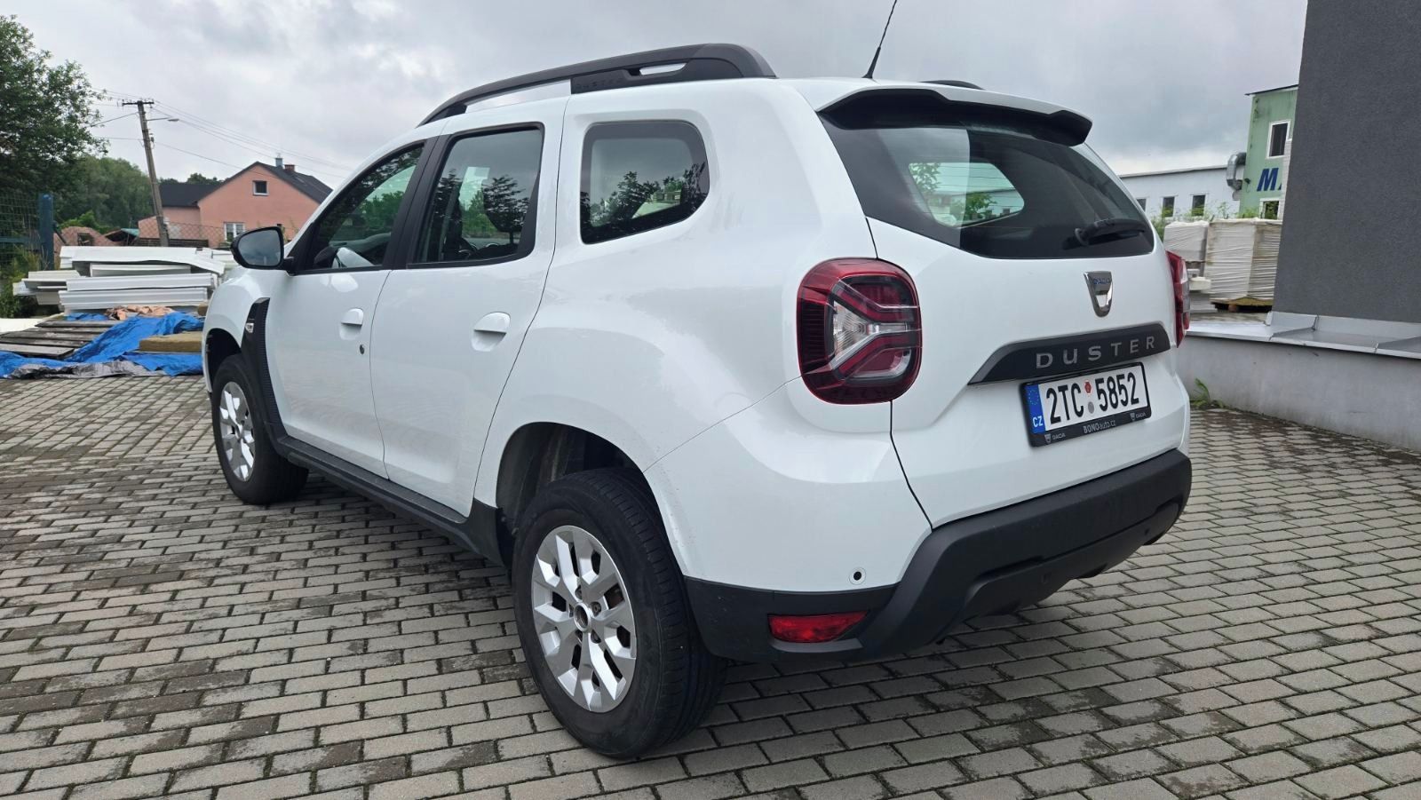Dacia Duster, 1.0 v záruce do 3/2027 - fotka 4