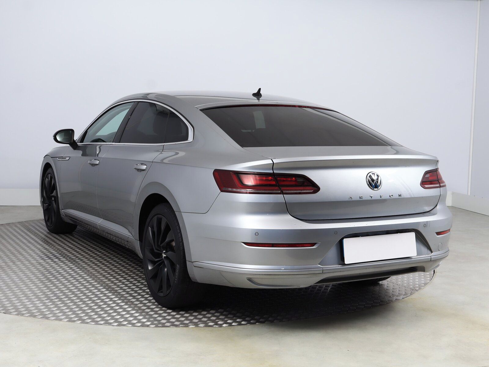 Volkswagen Arteon, 1.5 TSI, ČR,1.maj, Navi - fotka 4