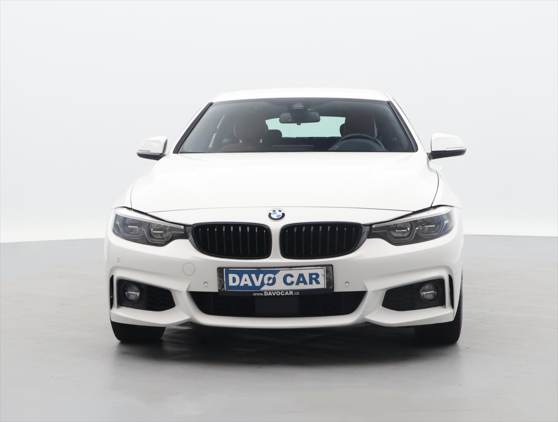 BMW Řada 4, 3,0 440i 240 kW xDrive - fotka 2