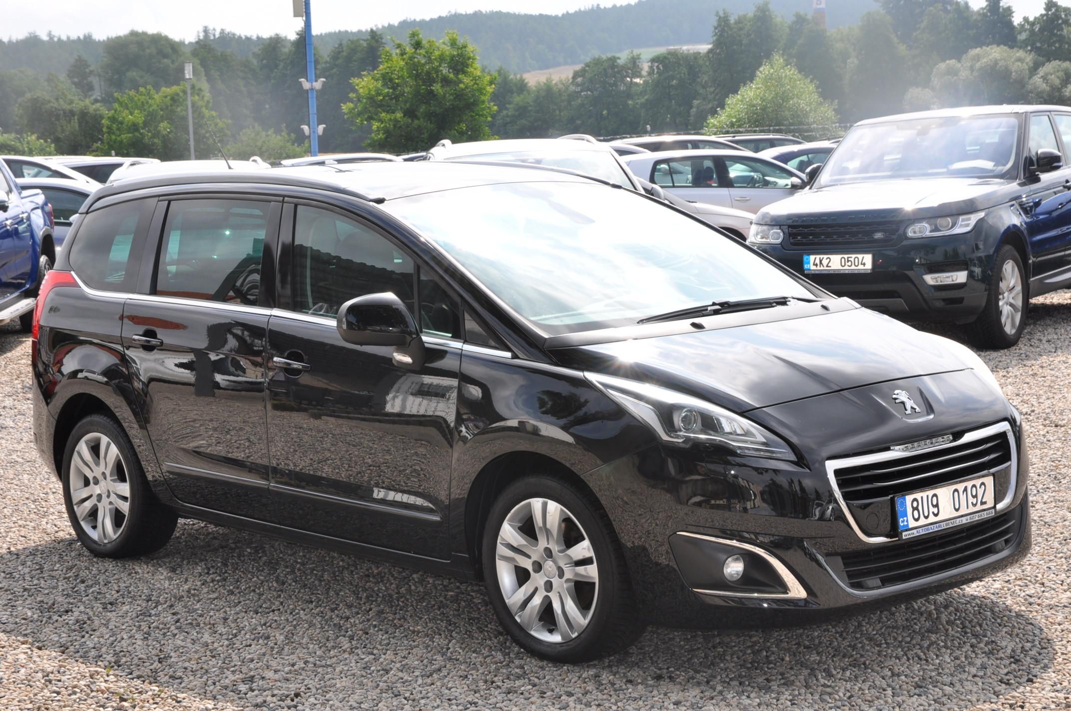 Peugeot 5008, 2.0HDi 110kW PANORAMA - fotka 2